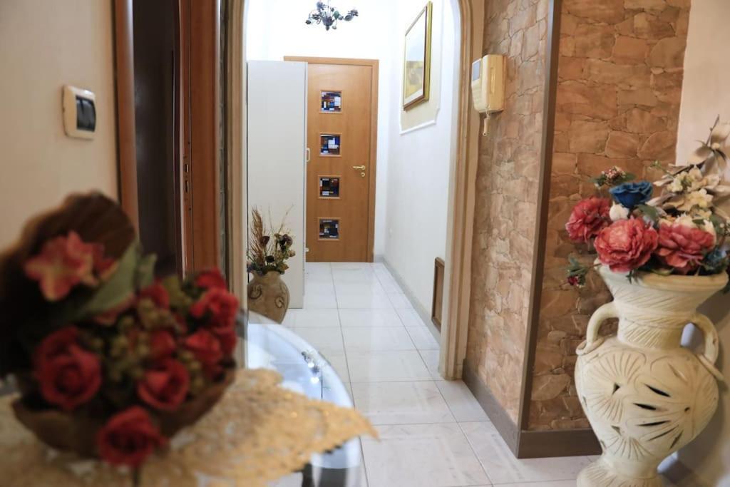 Due Minuti Dal Mare Con Balcone Vista Mare Leilighet Tropea Eksteriør bilde