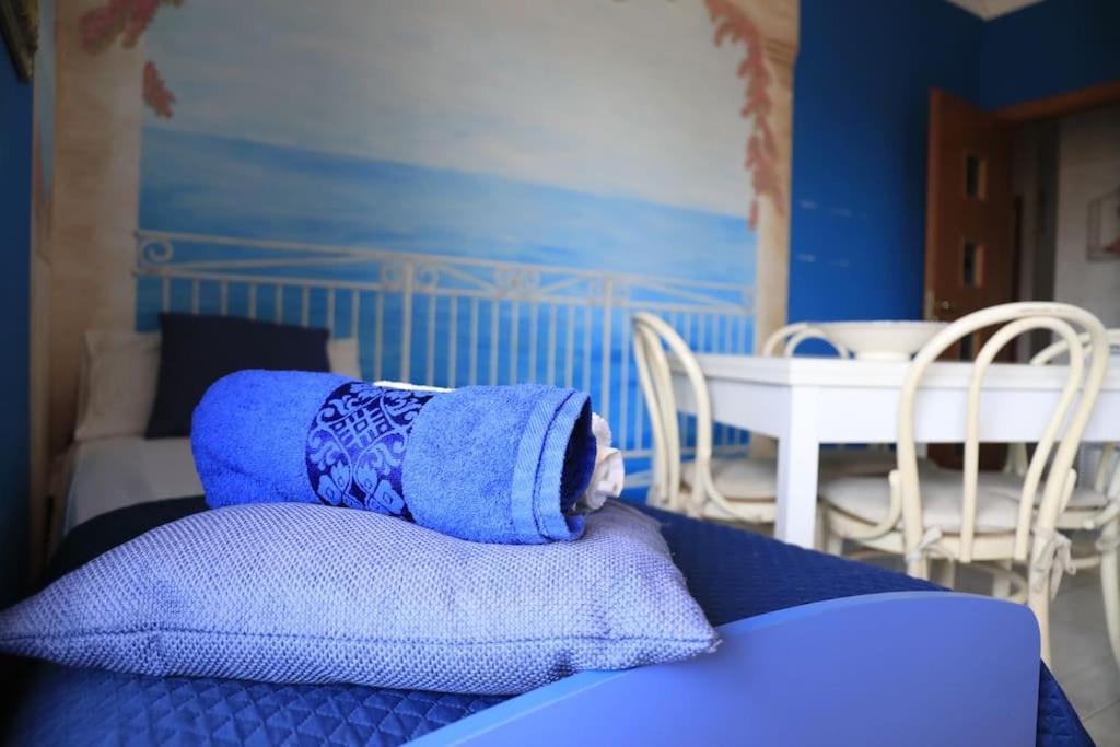 Due Minuti Dal Mare Con Balcone Vista Mare Leilighet Tropea Eksteriør bilde